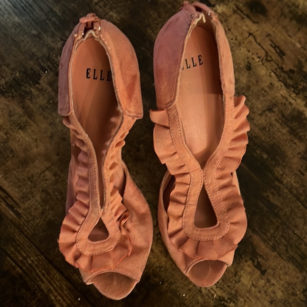Elle Coral Ruffle Peep Toe Heels